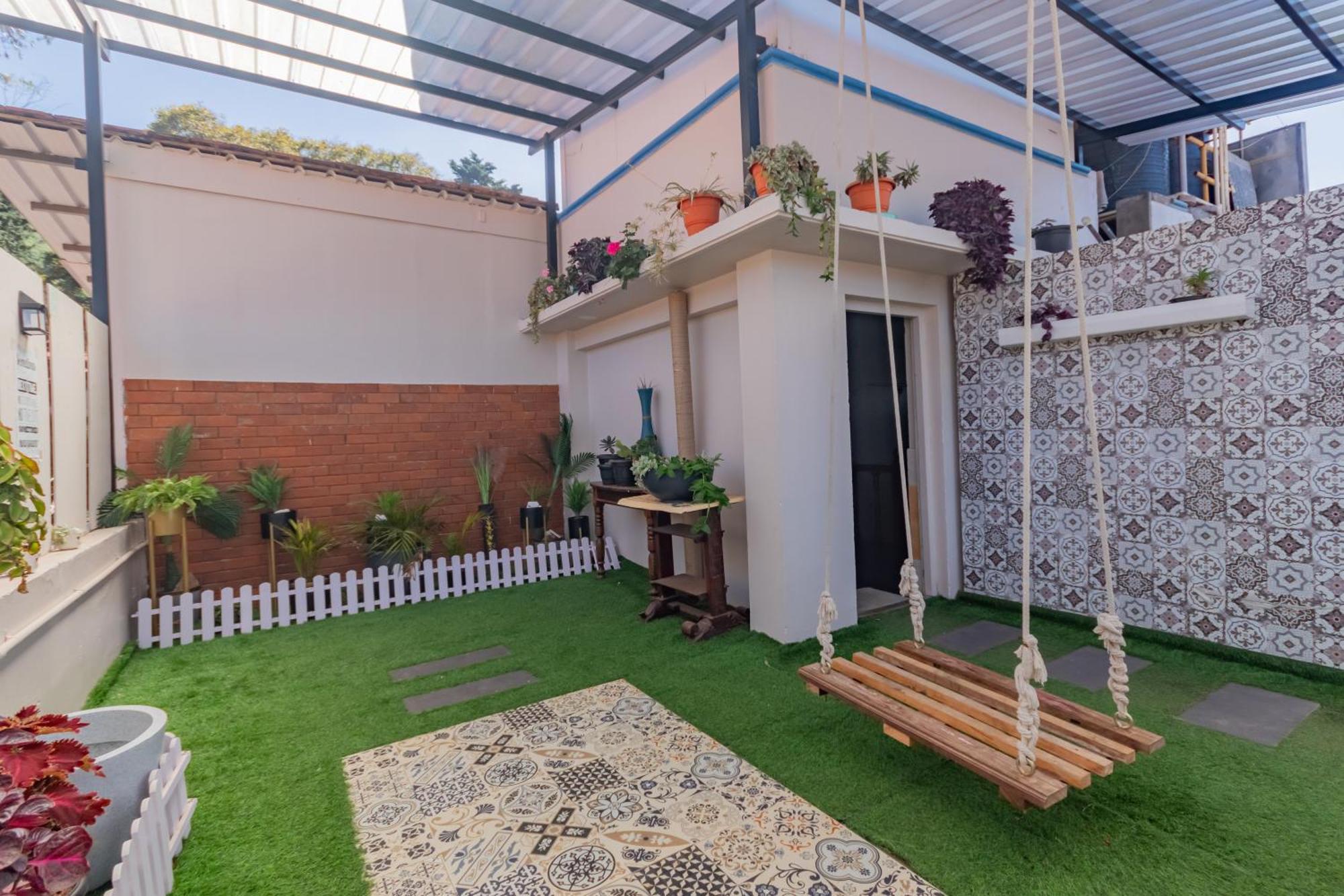 Ganga's Sri Balaji Cottage Ooty Exteriör bild